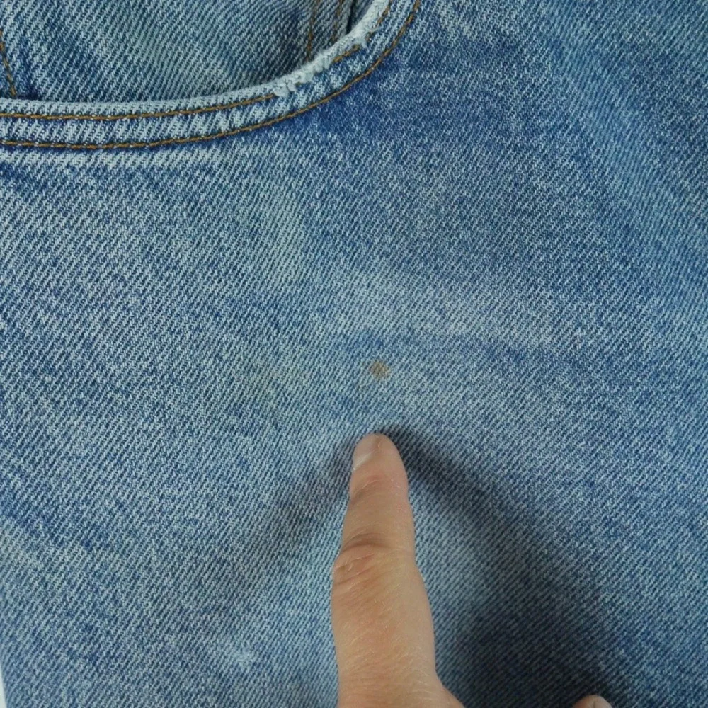 Levis levis 517